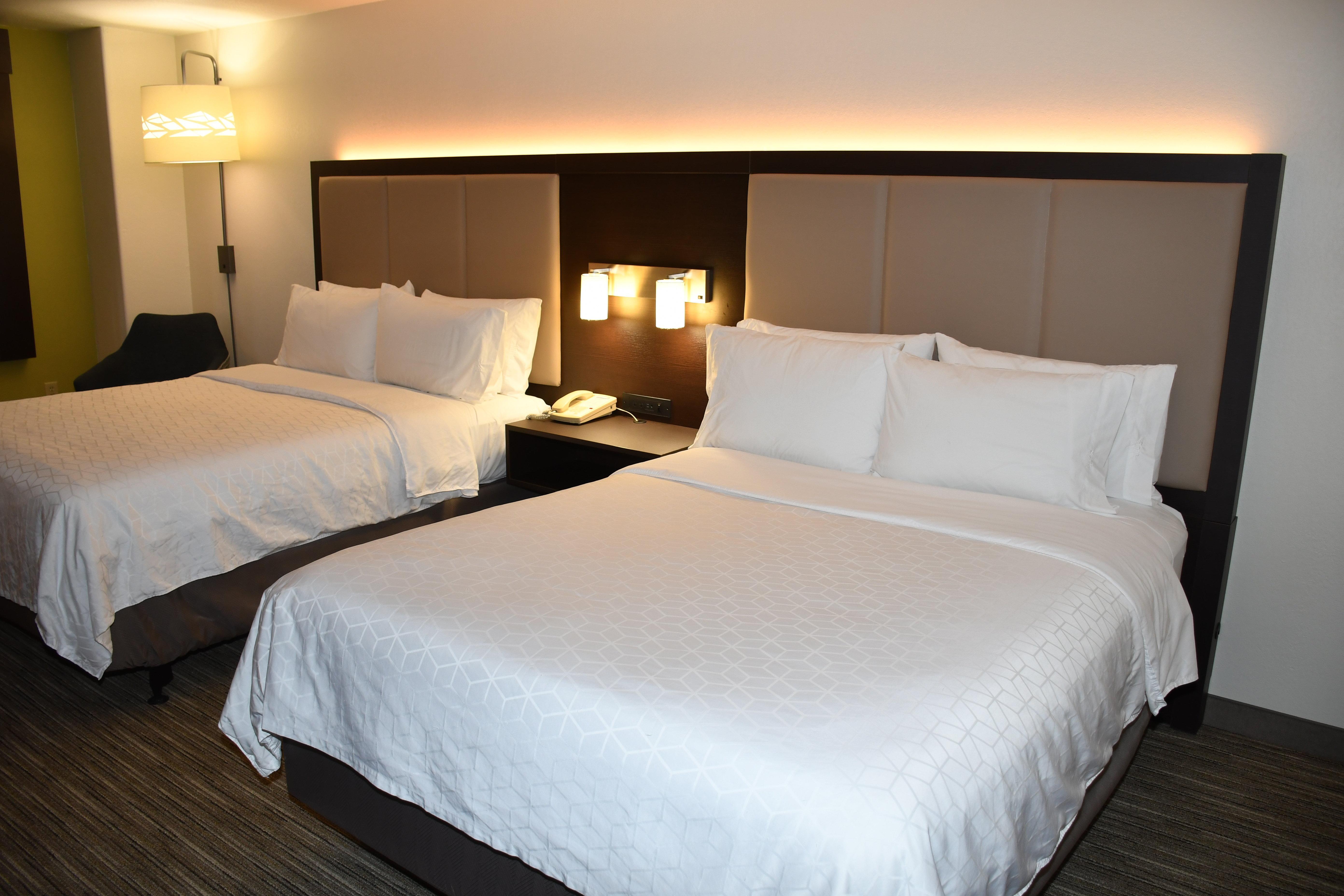 Holiday Inn Express Hotel & Suites Evanston By Ihg Екстериор снимка