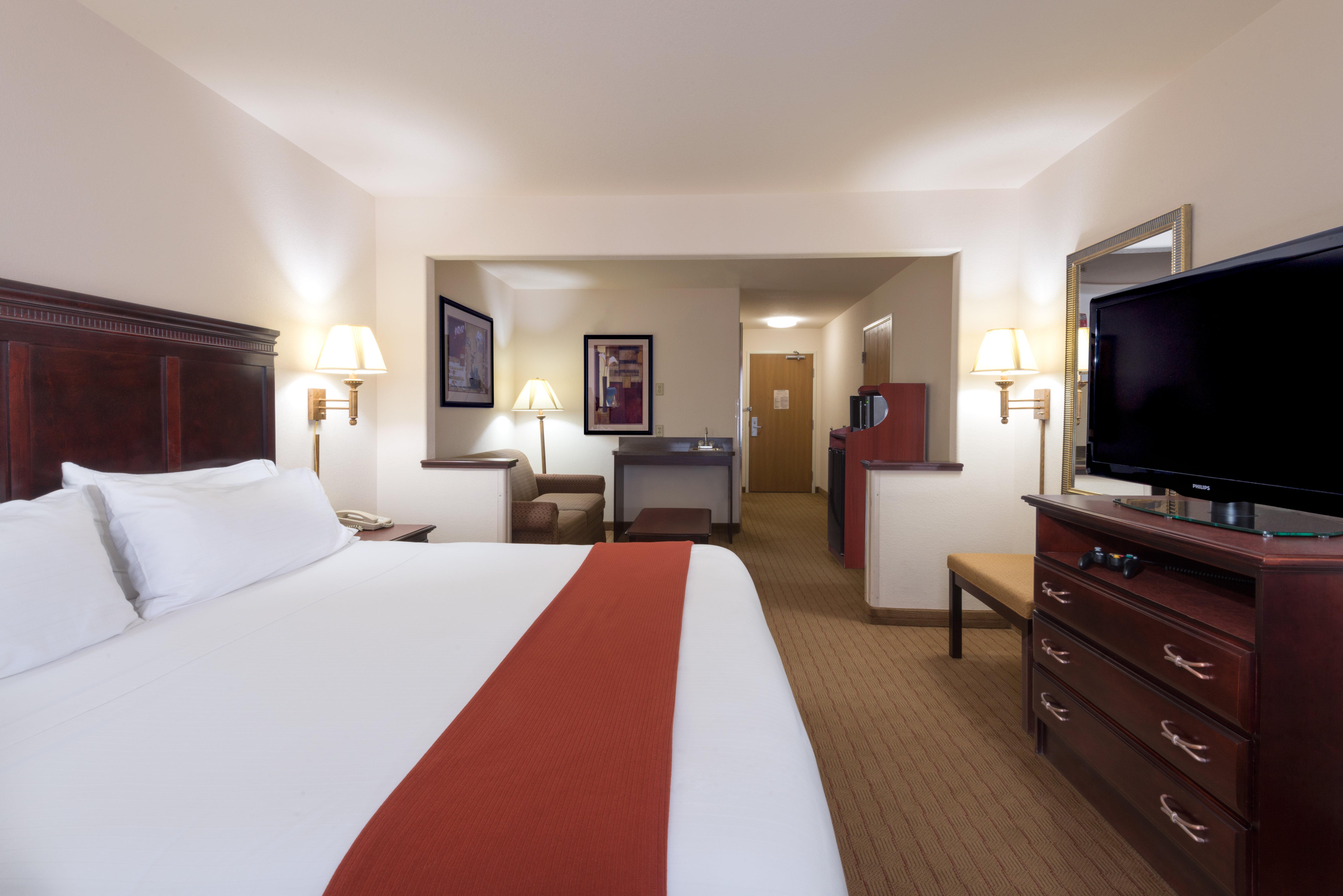Holiday Inn Express Hotel & Suites Evanston By Ihg Екстериор снимка