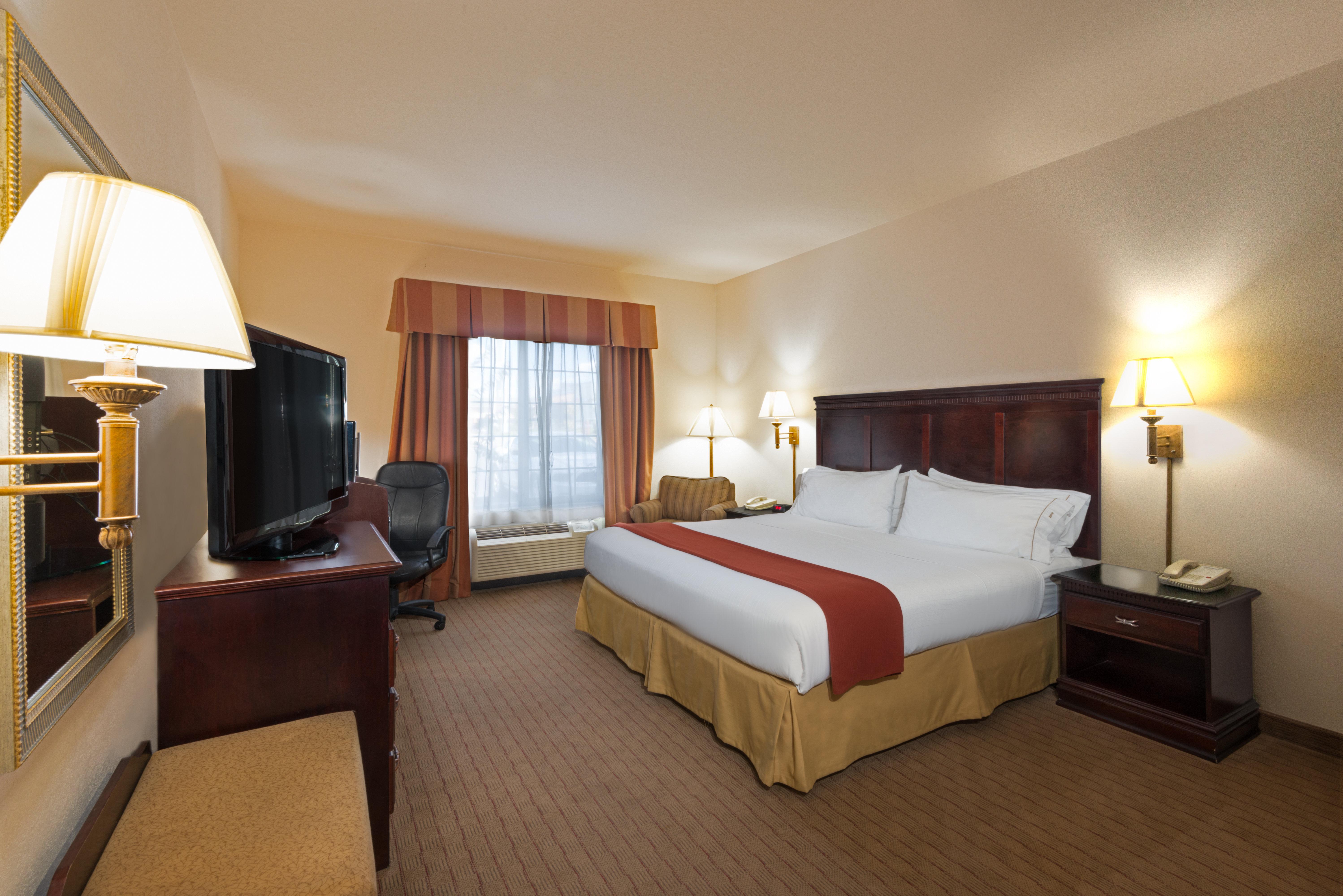 Holiday Inn Express Hotel & Suites Evanston By Ihg Екстериор снимка