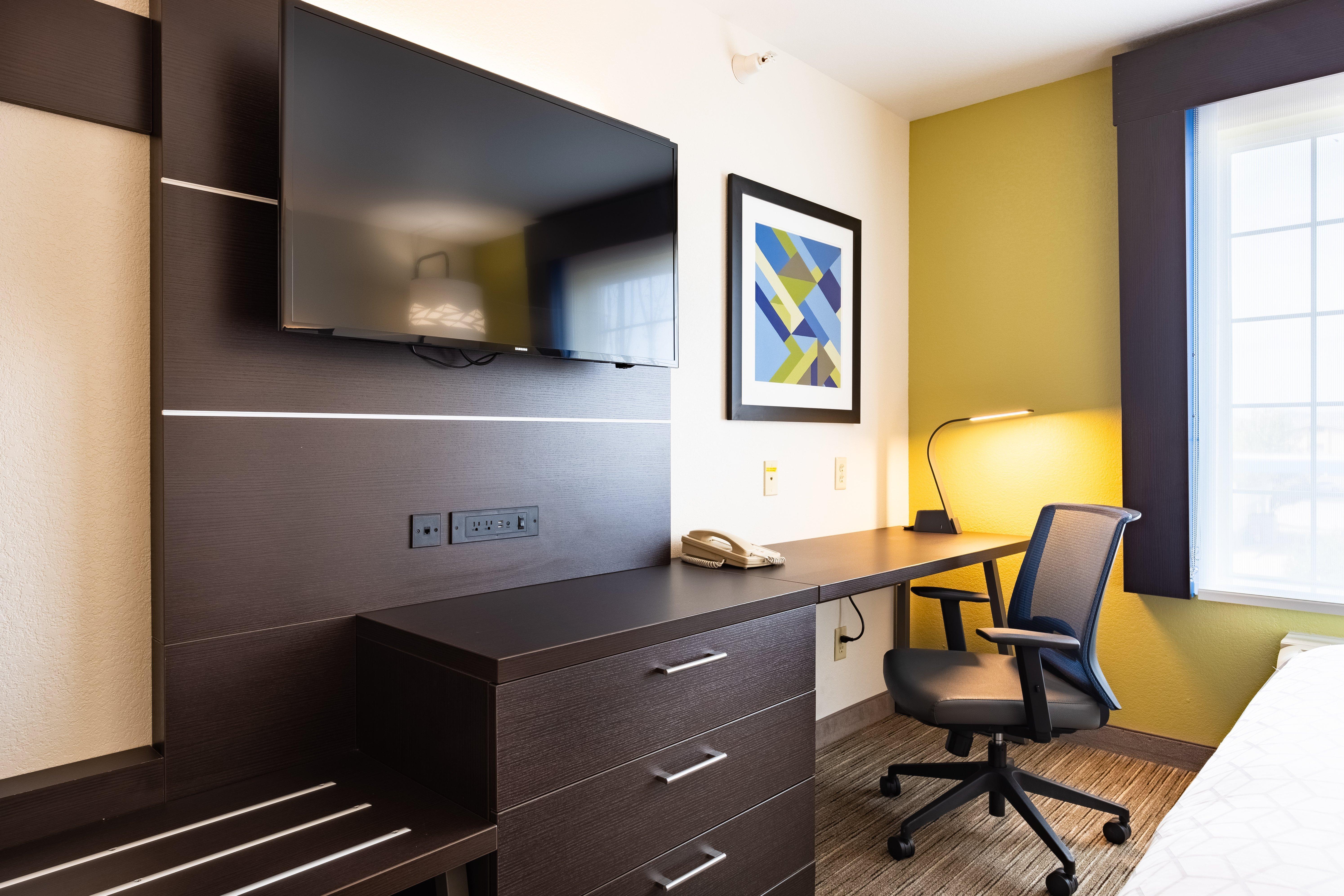Holiday Inn Express Hotel & Suites Evanston By Ihg Екстериор снимка