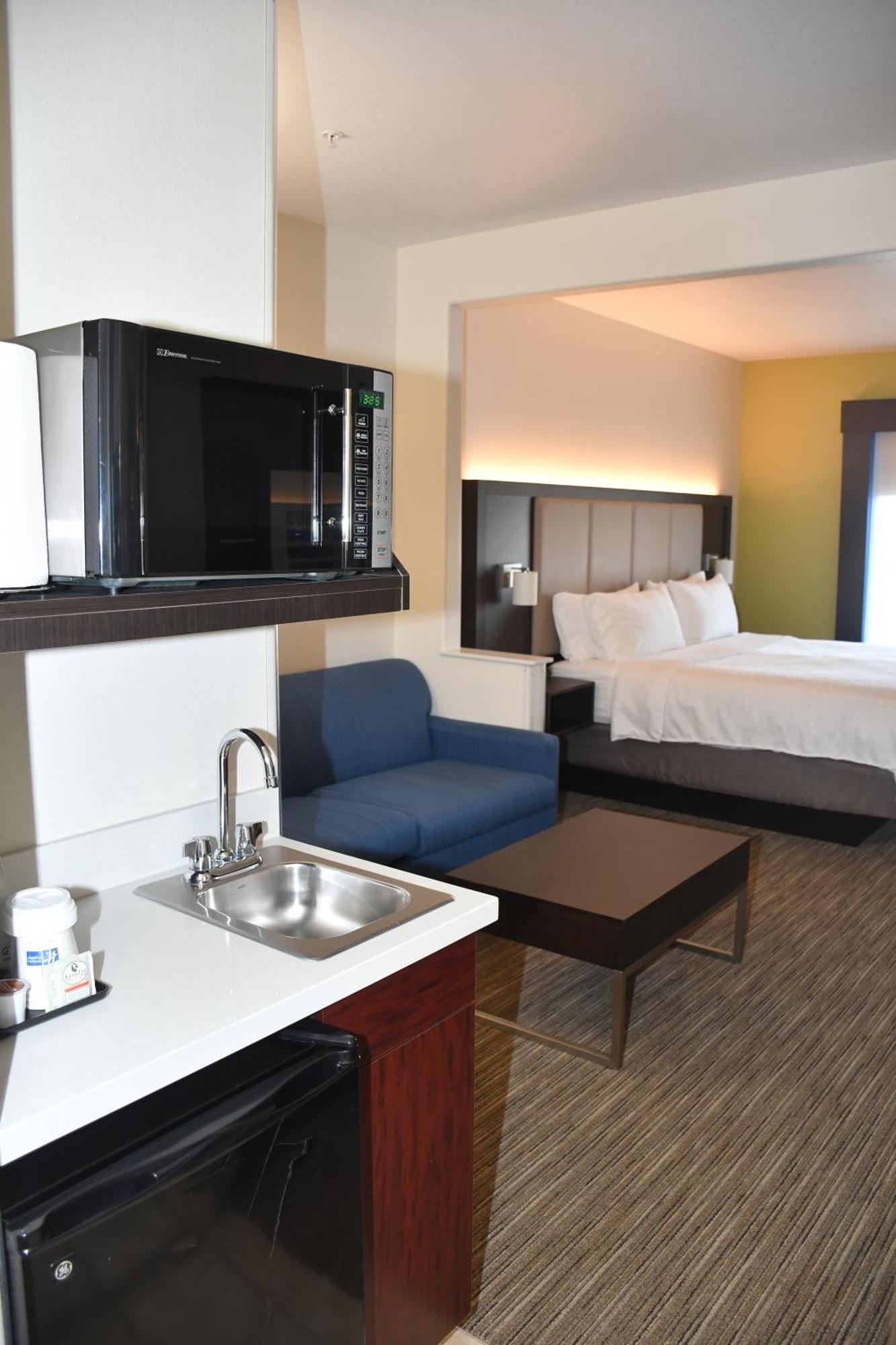 Holiday Inn Express Hotel & Suites Evanston By Ihg Стая снимка